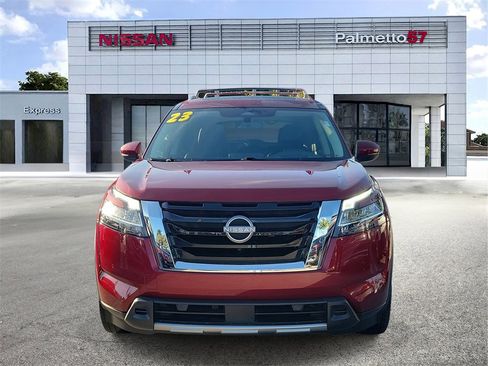 Certified 2023 Nissan Pathfinder Platinum image 2