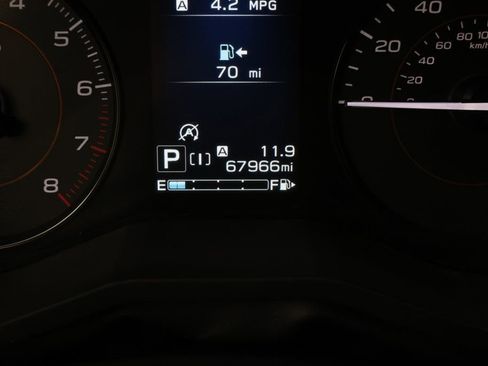 Used 2021 Subaru Crosstrek 2.0i Premium w/ Moonroof Package image 13