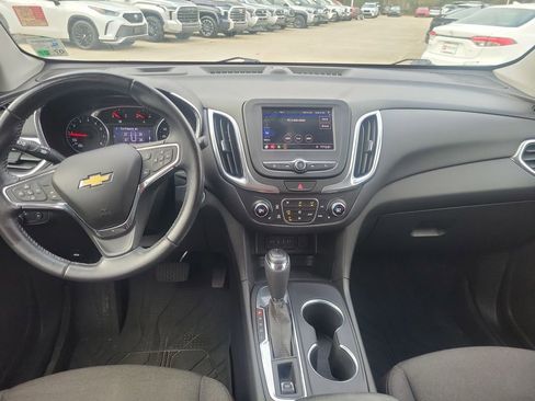 Used 2020 Chevrolet Equinox LT image 18