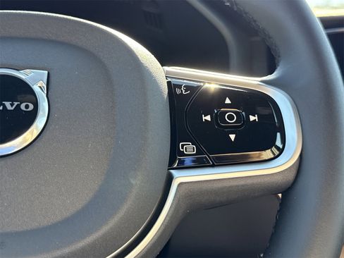 New 2026 Volvo XC60 B5 Core image 22