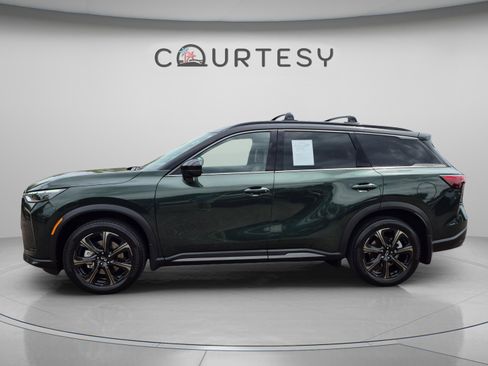 Used 2026 INFINITI QX60 Autograph w/ Dark Cargo Package AWD/4WD image 2