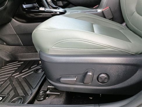 Certified 2024 Kia Seltos SX w/ SX Sunroof Package image 18