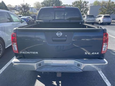 Used 2019 Nissan Frontier SV image 7