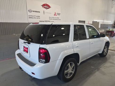 Used 2006 Chevrolet TrailBlazer LT AWD/4WD image 3