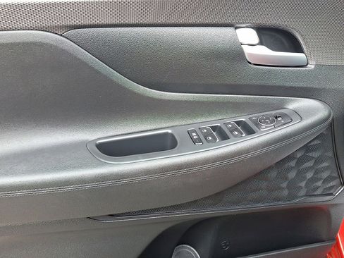 Used 2020 Hyundai Santa Fe SEL image 16