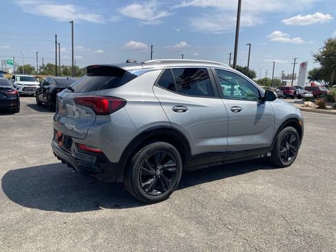 Used 2024 Buick Encore GX Sport Touring AWD/4WD image 5