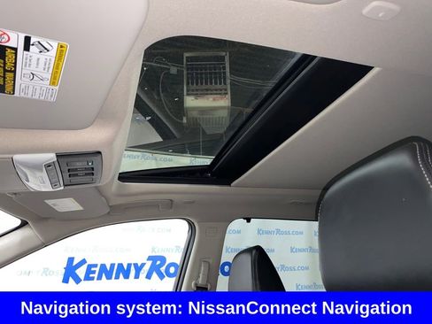 Used 2023 Nissan Rogue Platinum w/ Platinum Premium Package image 11