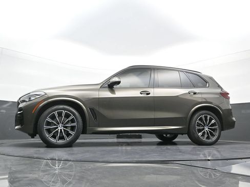 Used 2023 BMW X5 xDrive40i w/ M Sport Package AWD/4WD image 25