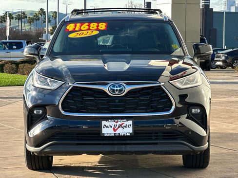 Certified 2022 Toyota Highlander Limited image 11