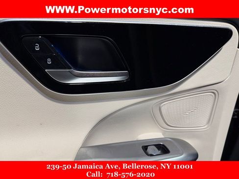 Used 2022 Mercedes-Benz C 300 4MATIC Sedan image 46