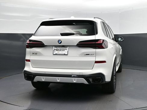 Used 2026 BMW X5 sDrive40i w/ M Sport Package RWD image 7