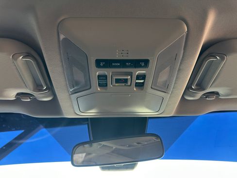 Used 2023 Toyota RAV4 XLE Premium AWD/4WD image 28