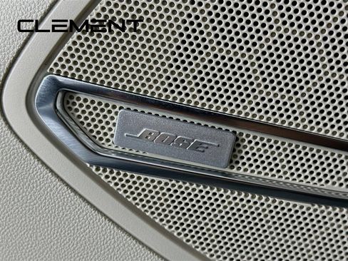 Used 2022 Buick Envision Avenir w/ Technology Package II AWD/4WD image 27