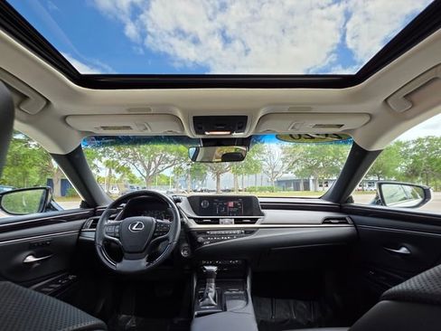 Used 2020 Lexus ES 350 w/ Premium Package image 19