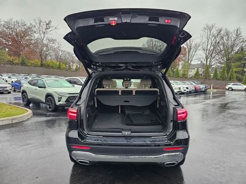 New 2026 Mercedes-Benz GLB 250 4MATIC image 9