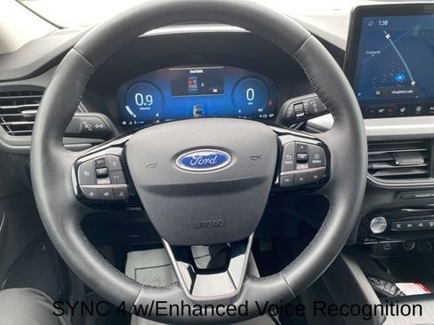 Used 2023 Ford Escape Platinum image 15