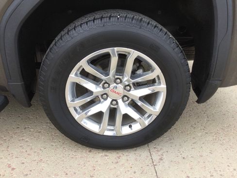 Used 2019 GMC Sierra 1500 SLT w/ SLT Premium Plus Package image 5