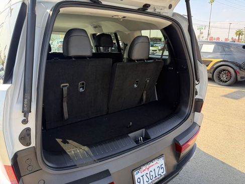 Used 2025 Hyundai Santa Fe SEL image 33