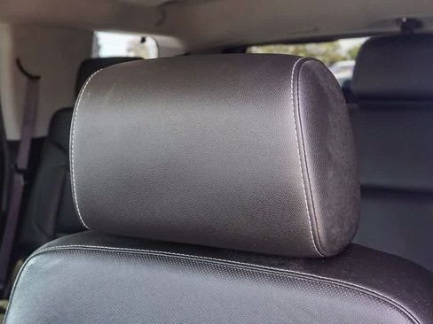 Used 2015 Chevrolet Tahoe LTZ RWD image 26