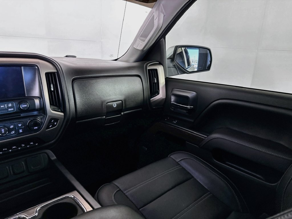 Used 2018 GMC Sierra 1500 Denali w/ Denali Ultimate Package AWD/4WD image 33