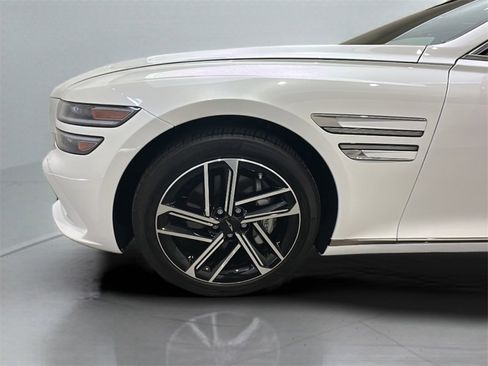 Certified 2025 Genesis G80 2.5T Advanced image 3