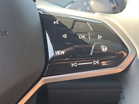 New 2025 Volkswagen ID. Buzz Pro S Plus image 18