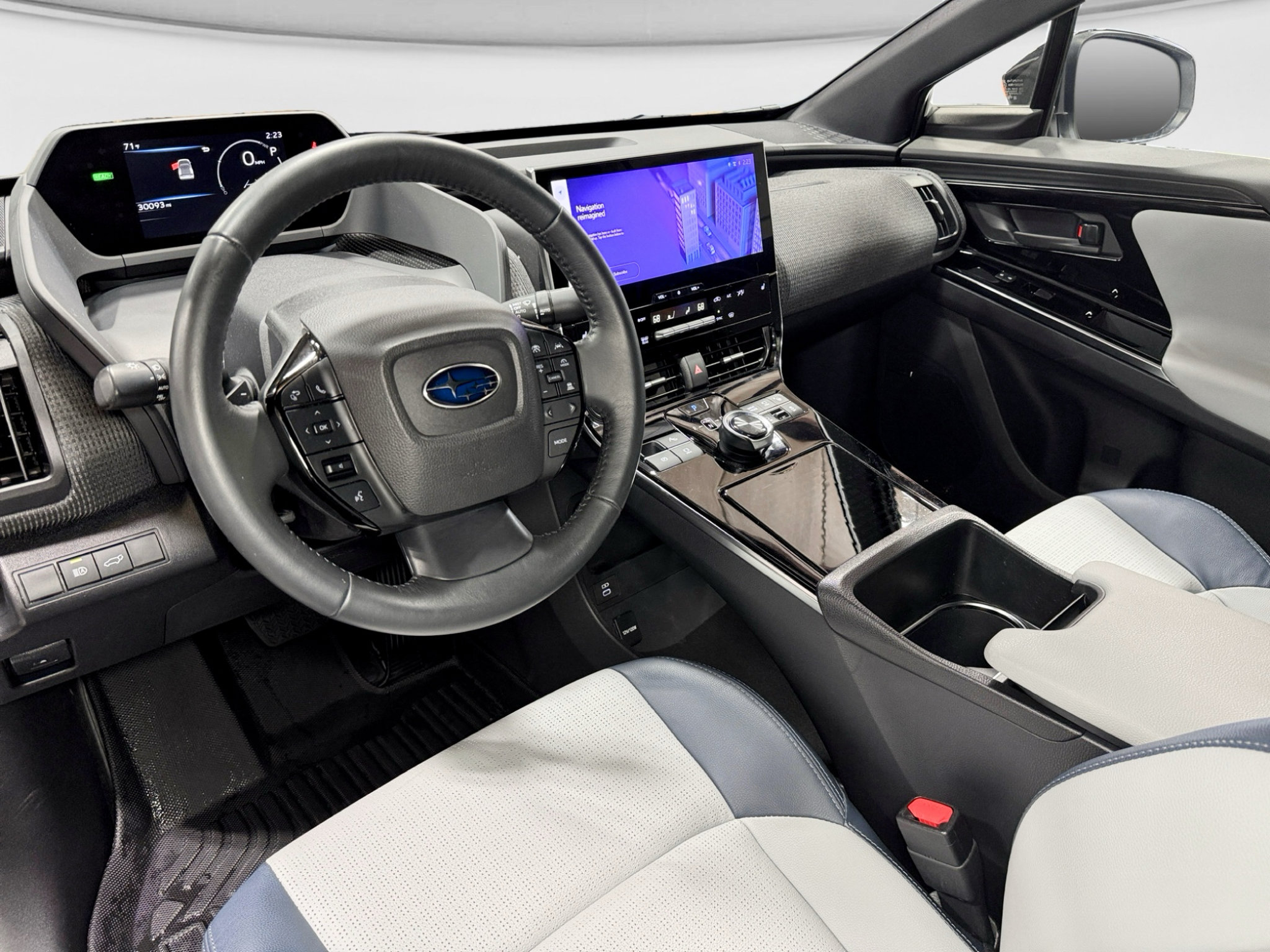 Used 2023 Subaru Solterra AWD image 16