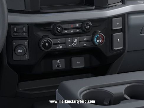 New 2026 Ford F550 4x4 Crew Cab image 15