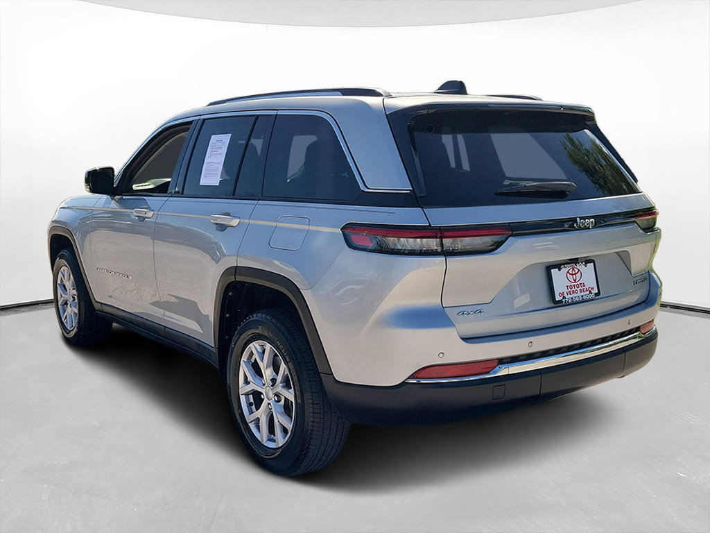 Used 2022 Jeep Grand Cherokee Limited AWD/4WD image 6