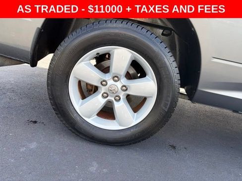 Used 2013 RAM 1500 Classic SLT w/ Premium Display Pkg RWD image 7