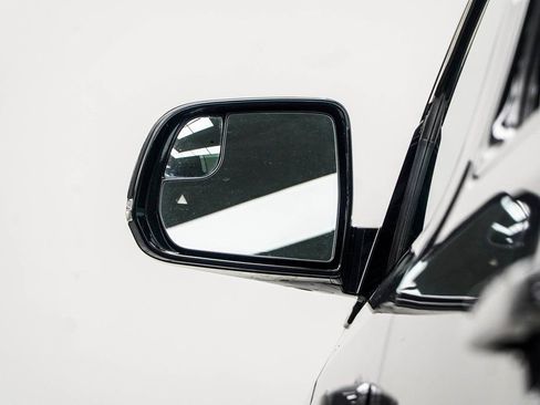 Used 2024 Jeep Wagoneer L Series II w/ Flexible Seating Group image 14