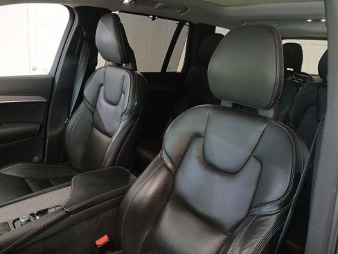 Used 2021 Volvo XC90 T6 Inscription w/ Protection Package Premier AWD/4WD image 17