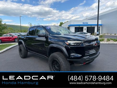 Used 2024 Chevrolet Colorado ZR2 w/ Technology Package AWD/4WD image 13