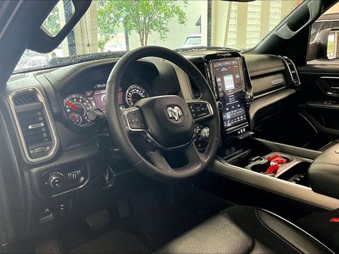 Used 2025 RAM 1500 Laramie w/ Sport Appearance Package AWD/4WD image 15