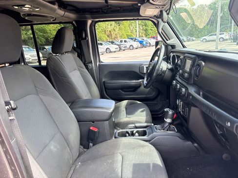 Used 2020 Jeep Wrangler Unlimited Sport AWD/4WD image 29