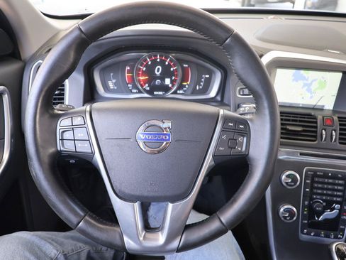 Used 2016 Volvo XC60 T5 Platinum FWD image 51