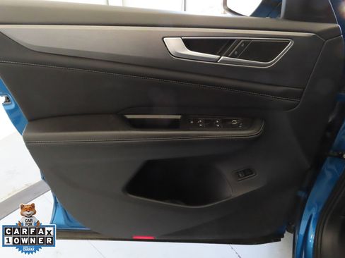 Used 2024 Volkswagen Atlas Cross Sport SE image 11