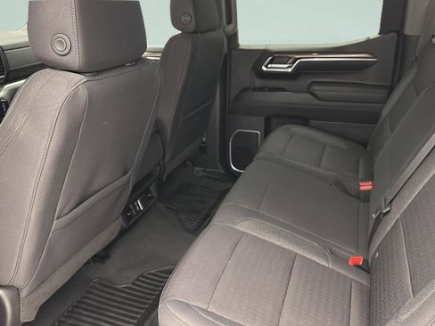 Used 2024 Chevrolet Silverado 1500 LT AWD/4WD image 11