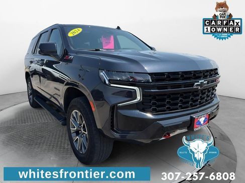 Used 2024 Chevrolet Tahoe Z71 w/ Luxury Package AWD/4WD image 3