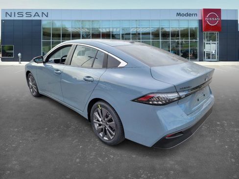 New 2026 Nissan Sentra SL image 6