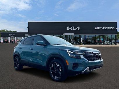 Used 2024 Kia Seltos EX