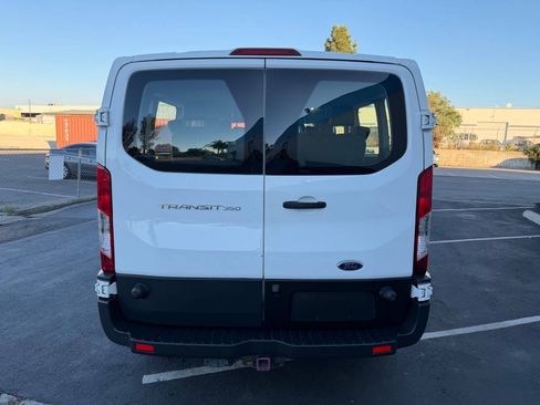 Used 2017 Ford Transit 350 XL RWD image 9