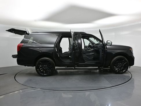 New 2026 Ford Expedition Max Platinum AWD/4WD image 4