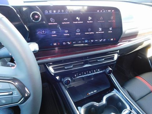 New 2026 Chevrolet Traverse RS w/ LPO, Floor Liner Package FWD image 44