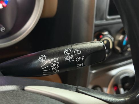 Used 2008 Honda Element LX image 32