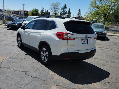 Used 2023 Subaru Ascent Premium w/ Convenience Package AWD/4WD image 11
