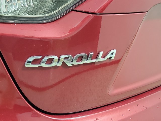 Used 2024 Toyota Corolla SE FWD image 9