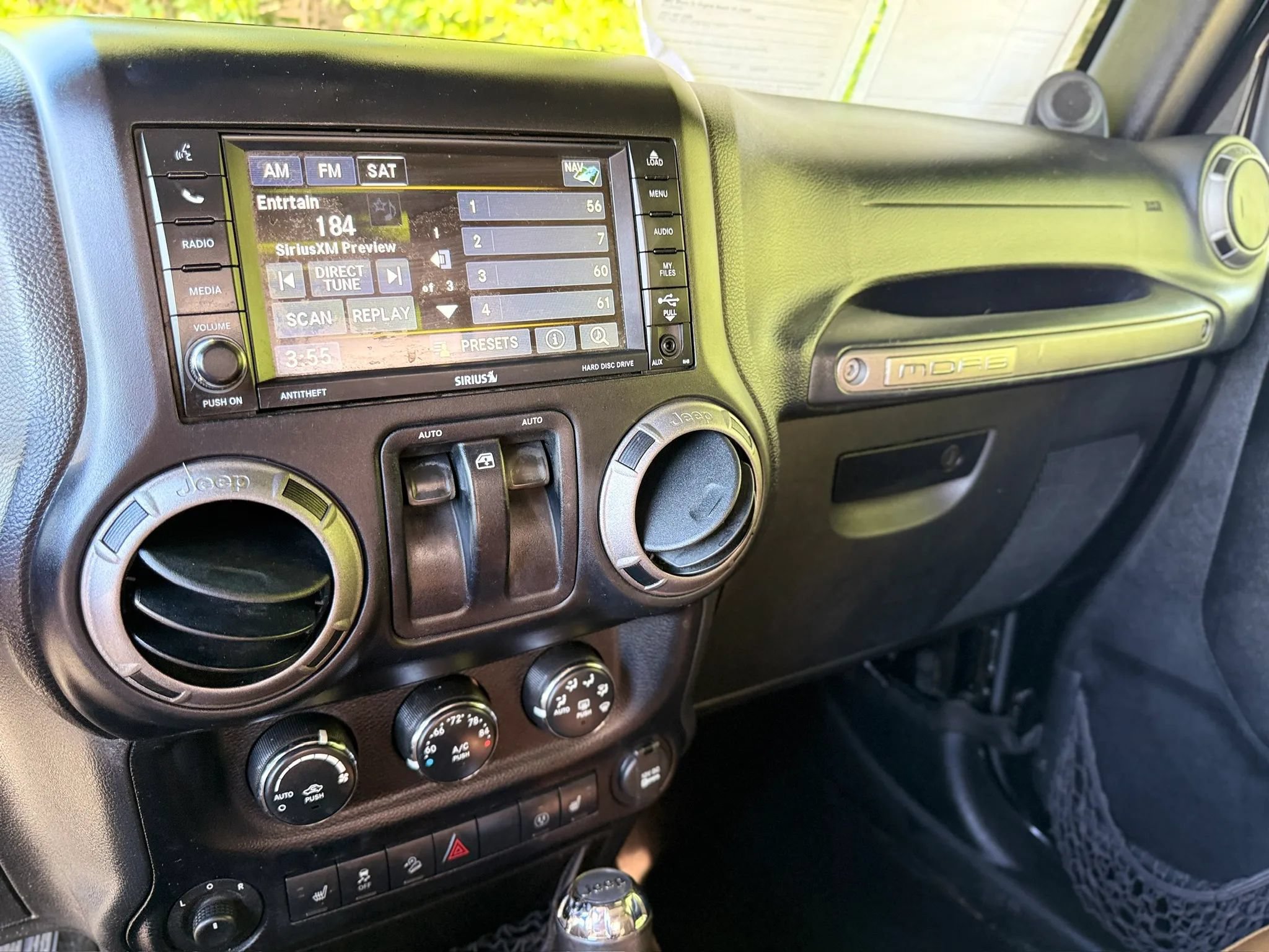 Used 2013 Jeep Wrangler Sahara AWD/4WD image 30