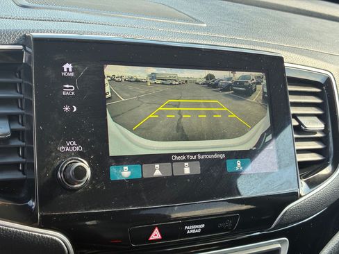 Used 2021 Honda Pilot Touring image 25