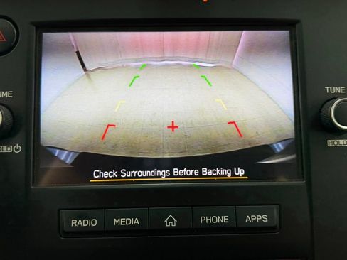 Used 2020 Subaru Outback AWD/4WD image 24